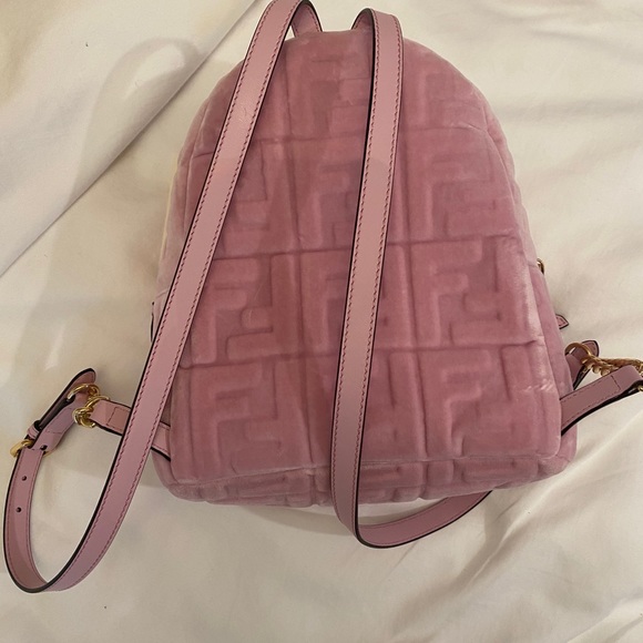 Authentic Fendi mini pink backpack - Picture 6 of 8